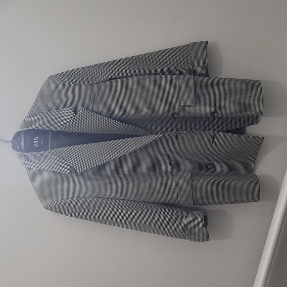 Zara Oversized Blazer with pad - Picture 2 of 8